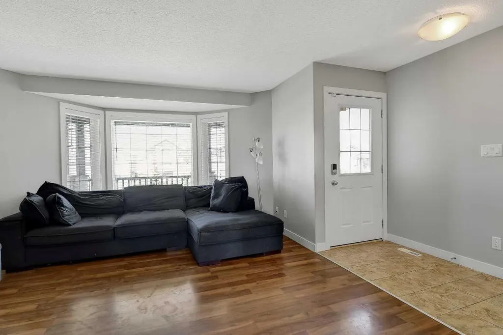 11245 75 Avenue Grande Prairie AB T8W0C5