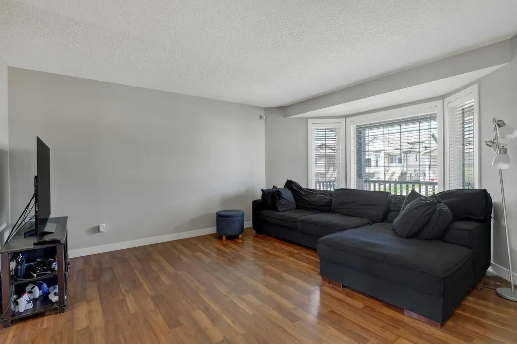 11245 75 Avenue Grande Prairie AB T8W0C5
