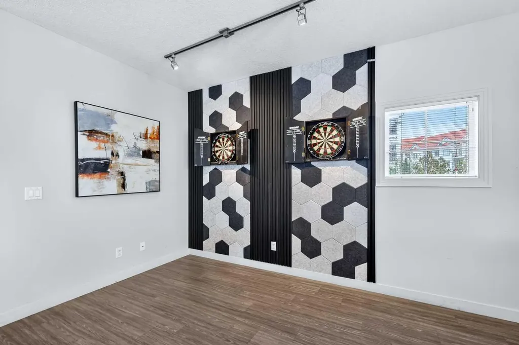 60 Royal Oak Plaza NW Calgary AB T3G 0A7