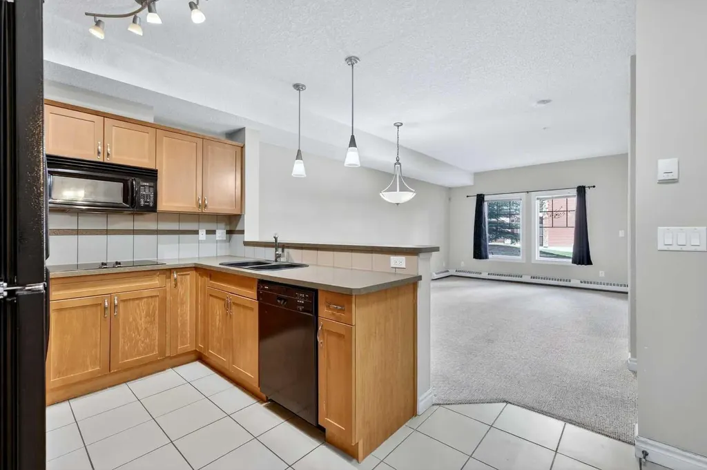 60 Royal Oak Plaza NW Calgary AB T3G 0A7