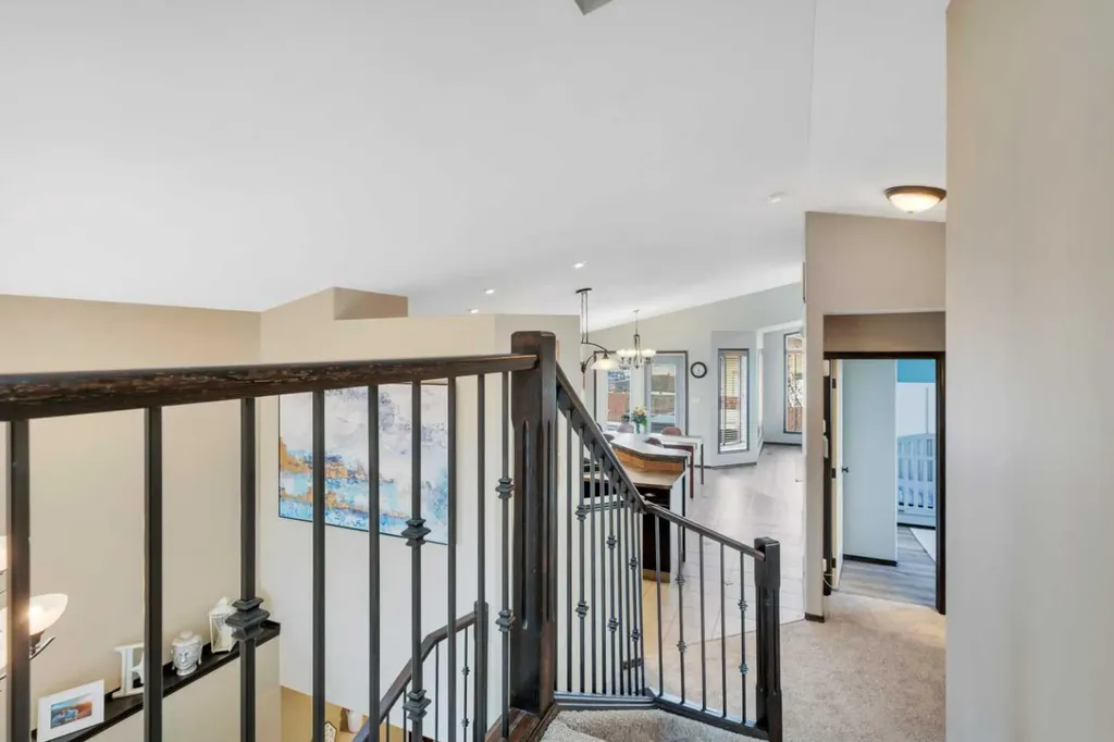 50 Wilkinson Circle Sylvan Lake AB T4S 2N8