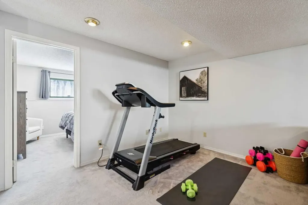 304 Marquis Place SE Airdrie AB T4A 1X9