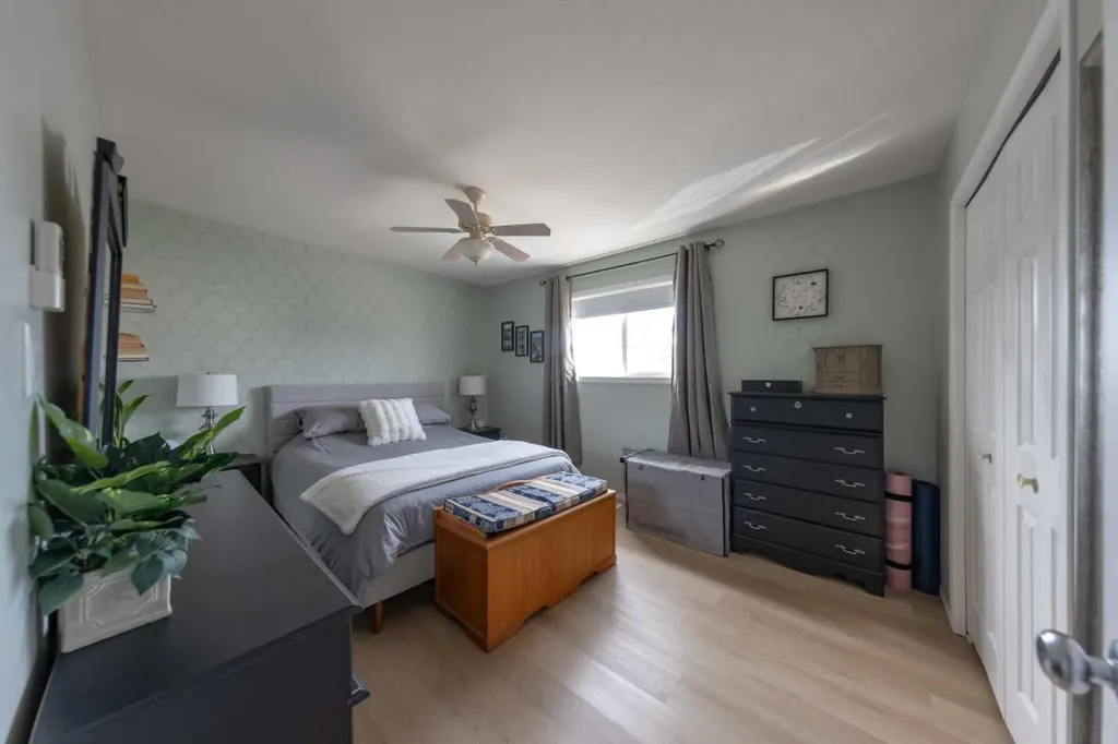 4811 47 Avenue Lloydminster SK S9V0T9