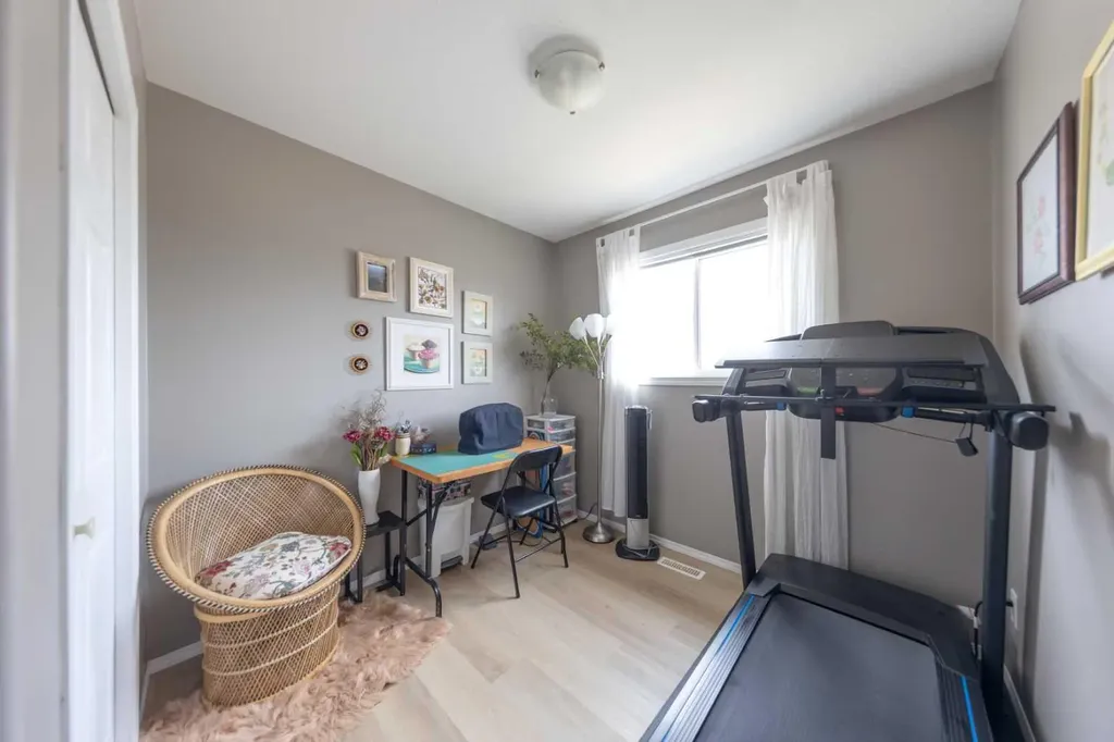 4811 47 Avenue Lloydminster SK S9V0T9