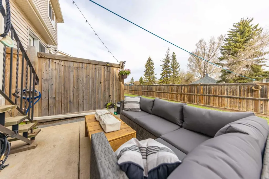 4811 47 Avenue Lloydminster SK S9V0T9