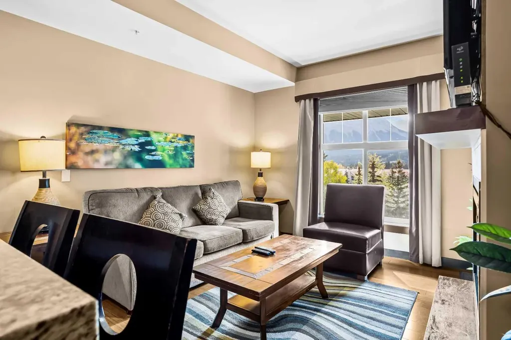 1818 Mountain Avenue Canmore AB T1W 3M3