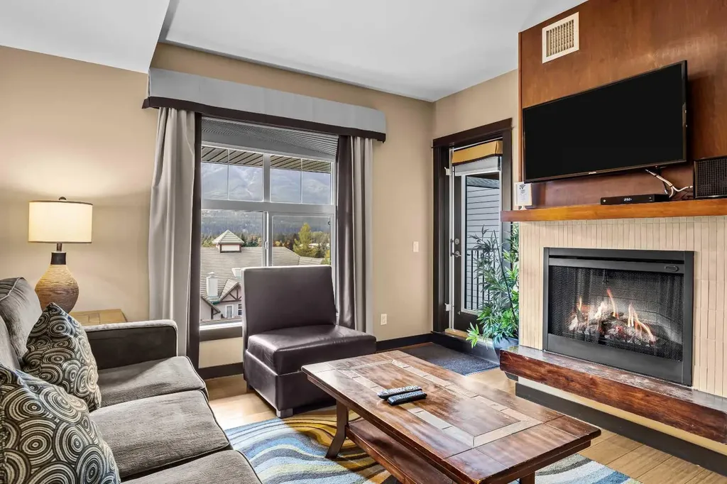 1818 Mountain Avenue Canmore AB T1W 3M3