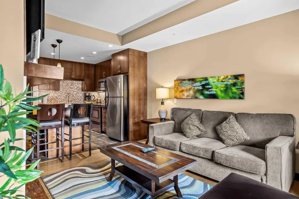 1818 Mountain Avenue Canmore AB T1W 3M3