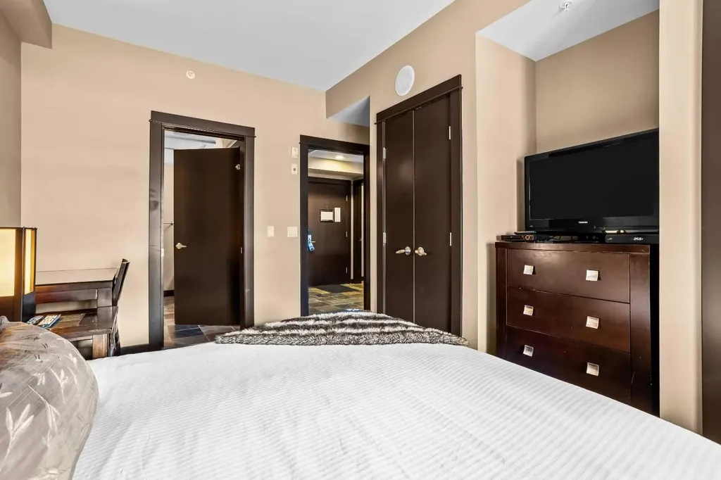1818 Mountain Avenue Canmore AB T1W 3M3