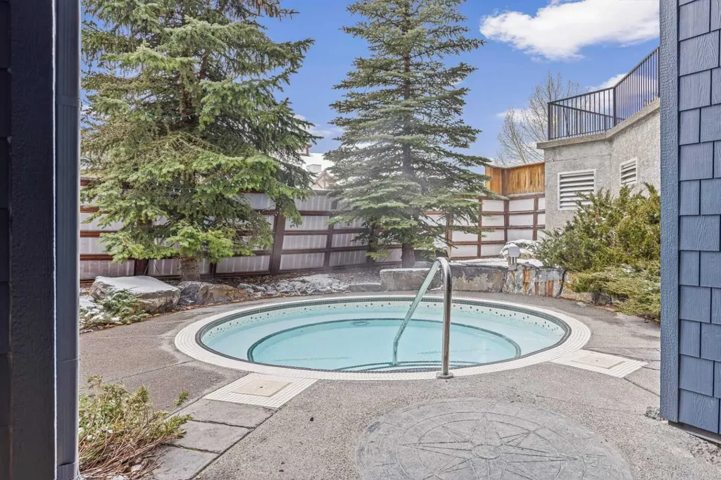 1818 Mountain Avenue Canmore AB T1W 3M3