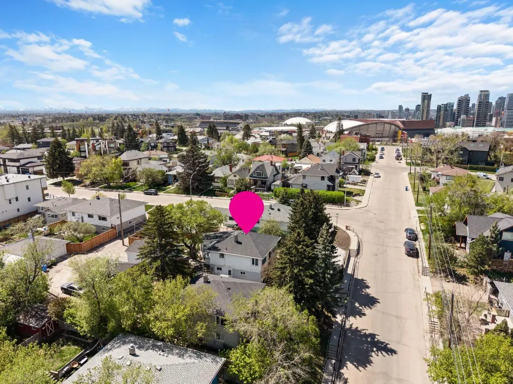 817 17 Avenue SE Calgary AB T2G 1J2
