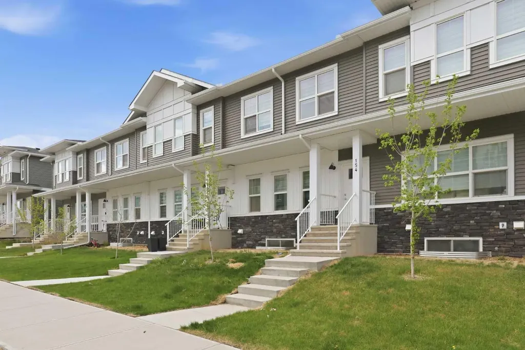 154 Merganser Drive W Chestermere AB T1X 2X8