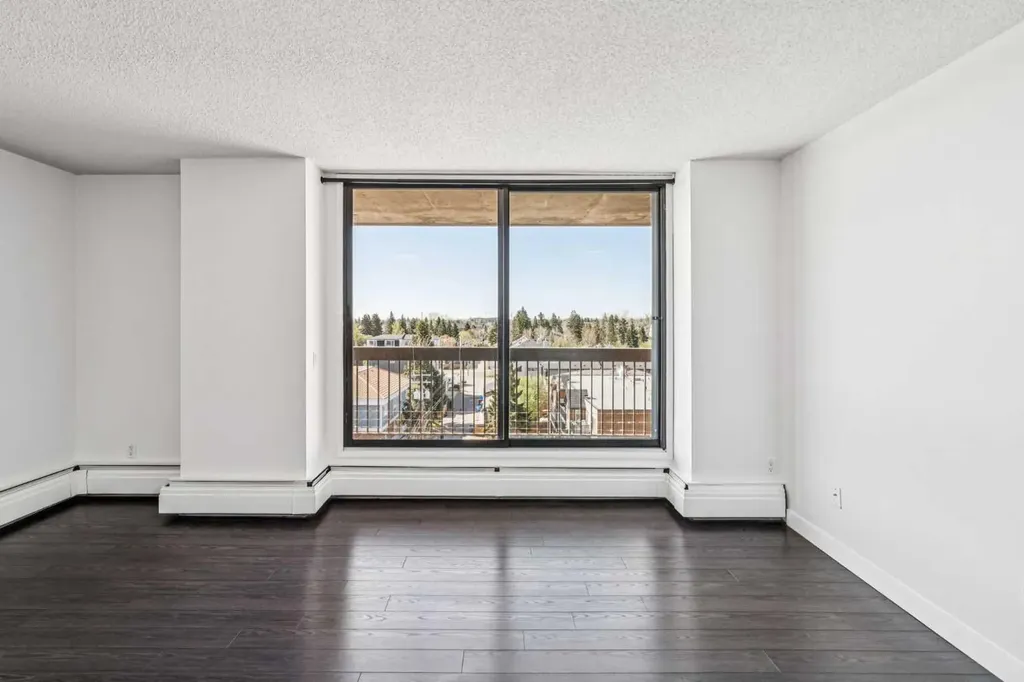 2909 17 Avenue SW Calgary AB T2E 0B1