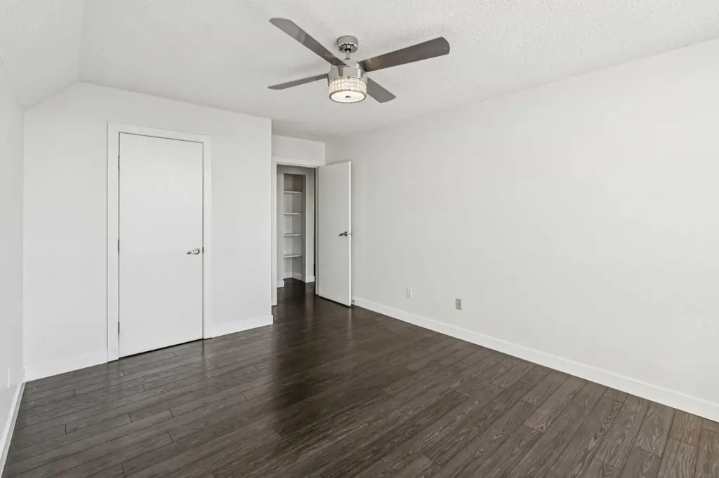 2909 17 Avenue SW Calgary AB T2E 0B1