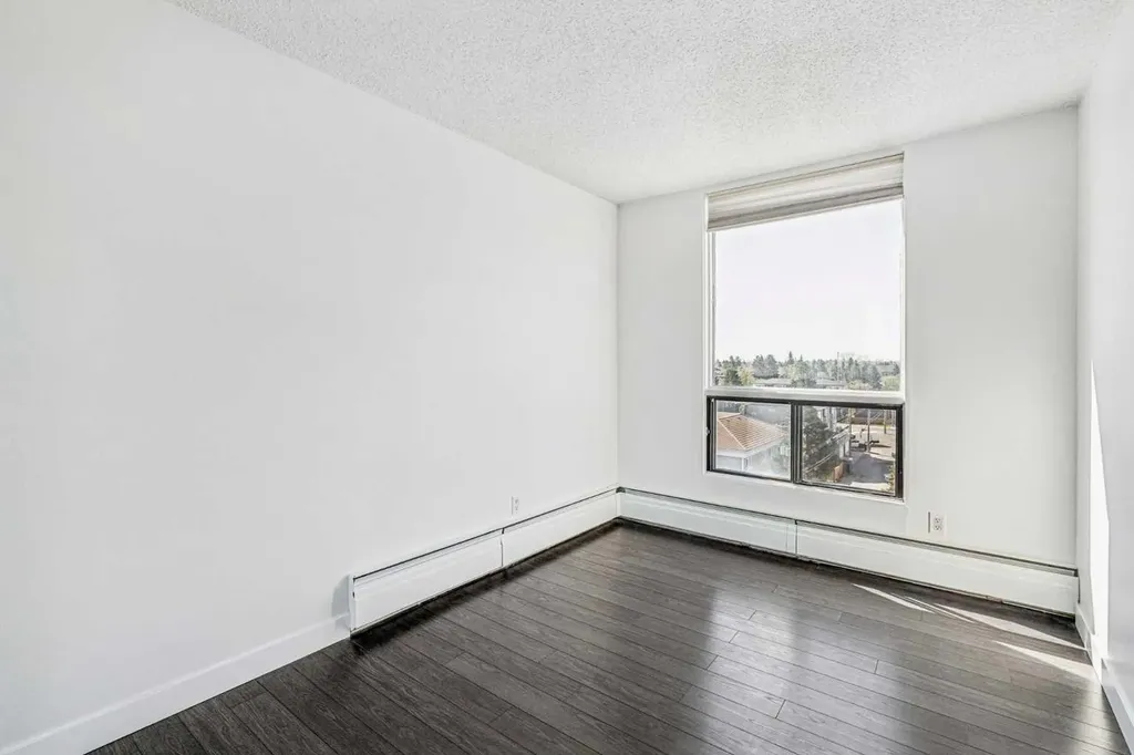 2909 17 Avenue SW Calgary AB T2E 0B1