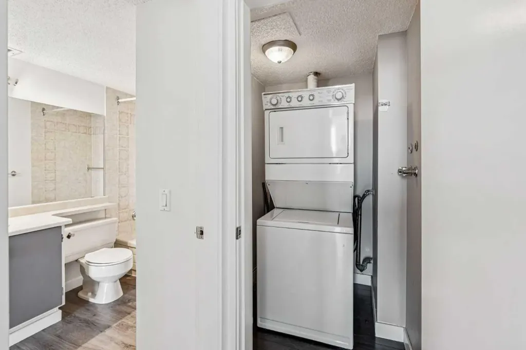 2909 17 Avenue SW Calgary AB T2E 0B1