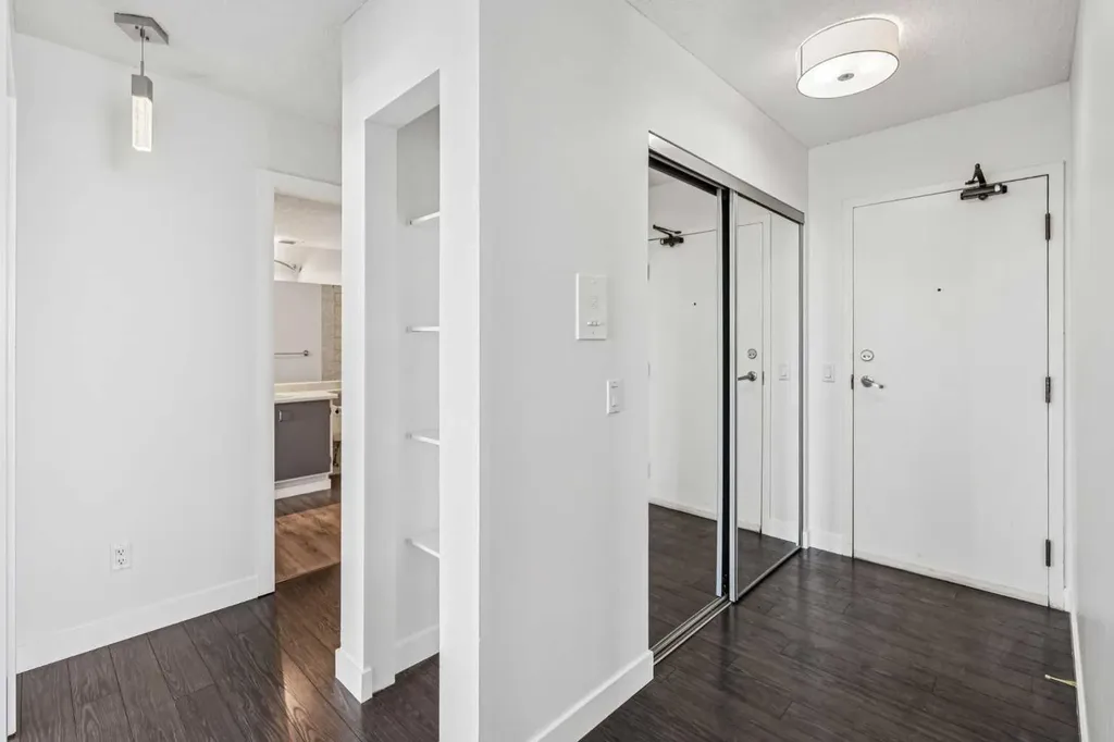 2909 17 Avenue SW Calgary AB T2E 0B1