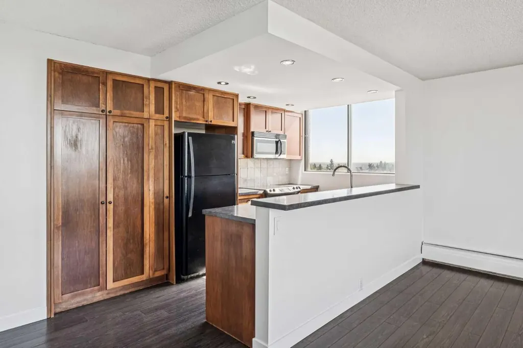 2909 17 Avenue SW Calgary AB T2E 0B1