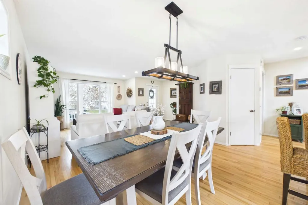 67 Prestwick Crescent SE Calgary AB T2Z3S5