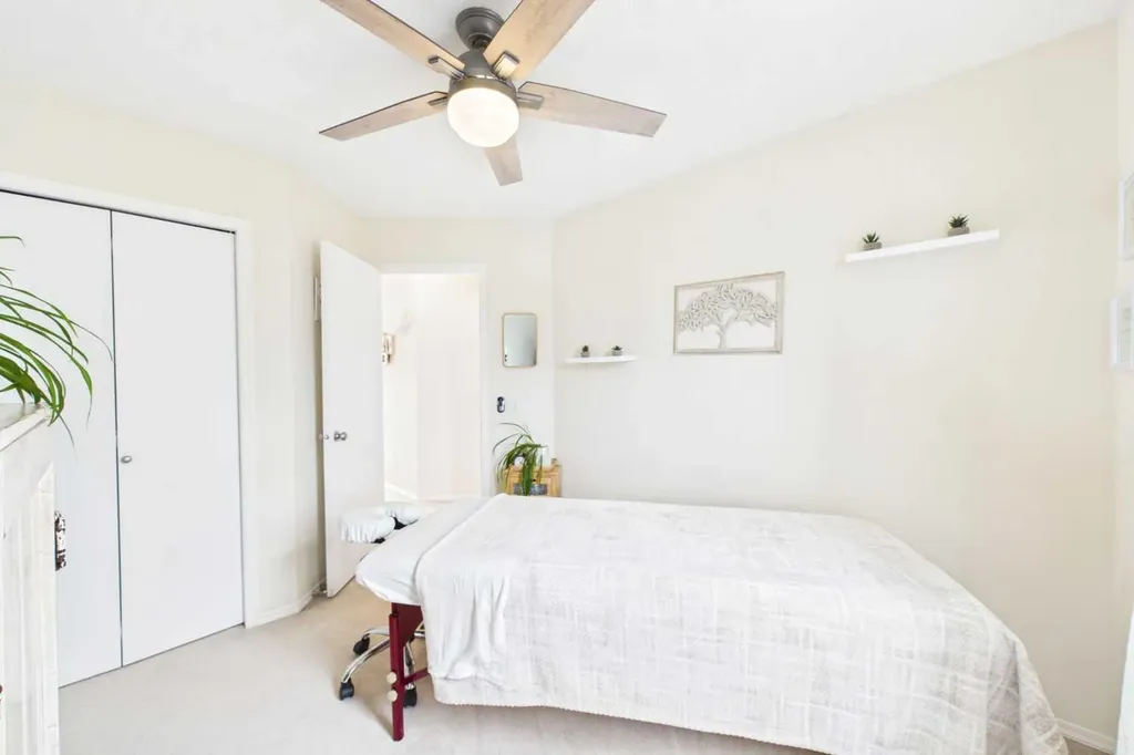 67 Prestwick Crescent SE Calgary AB T2Z3S5