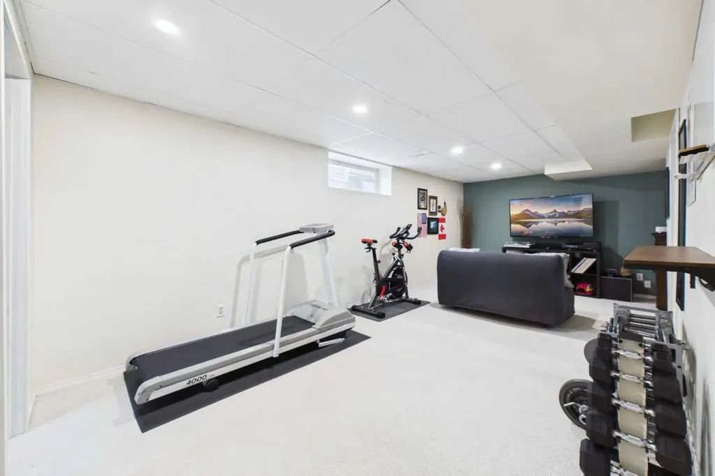 67 Prestwick Crescent SE Calgary AB T2Z3S5