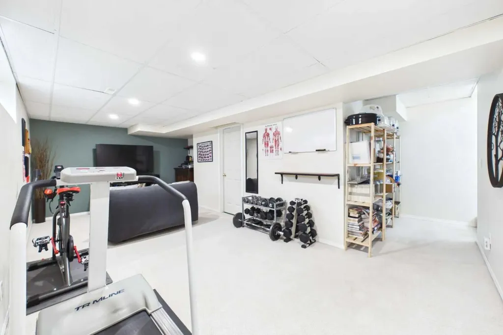 67 Prestwick Crescent SE Calgary AB T2Z3S5