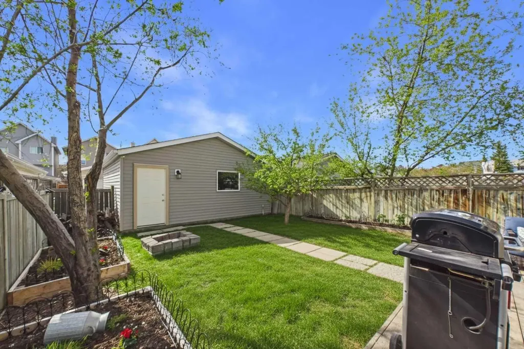 67 Prestwick Crescent SE Calgary AB T2Z3S5