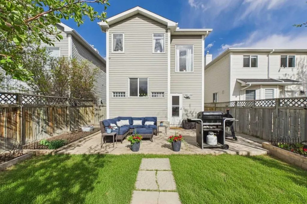 67 Prestwick Crescent SE Calgary AB T2Z3S5