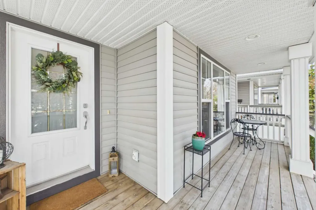 67 Prestwick Crescent SE Calgary AB T2Z3S5