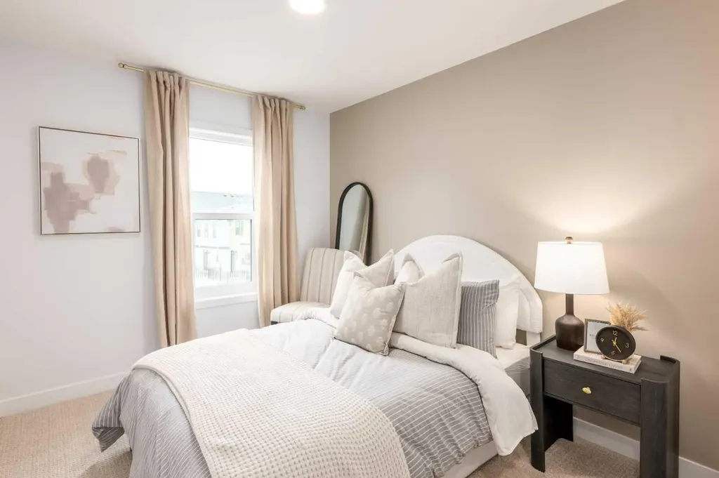 1510 Rangeview Drive SE Calgary AB T3S 0P8