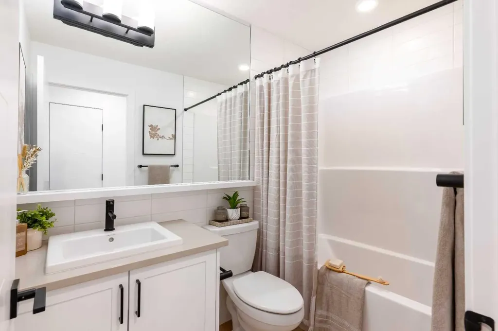 1510 Rangeview Drive SE Calgary AB T3S 0P8