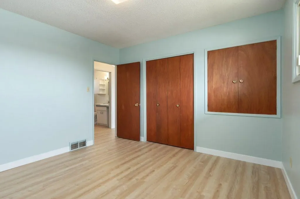 3447 Bonita Crescent NW Calgary AB T3B1N8