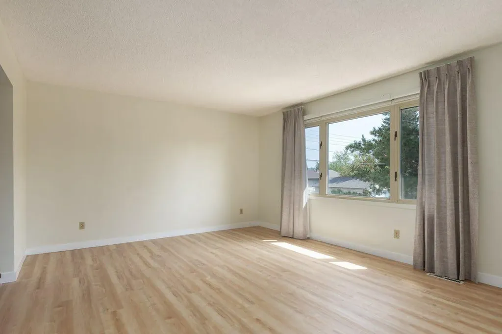 3447 Bonita Crescent NW Calgary AB T3B1N8