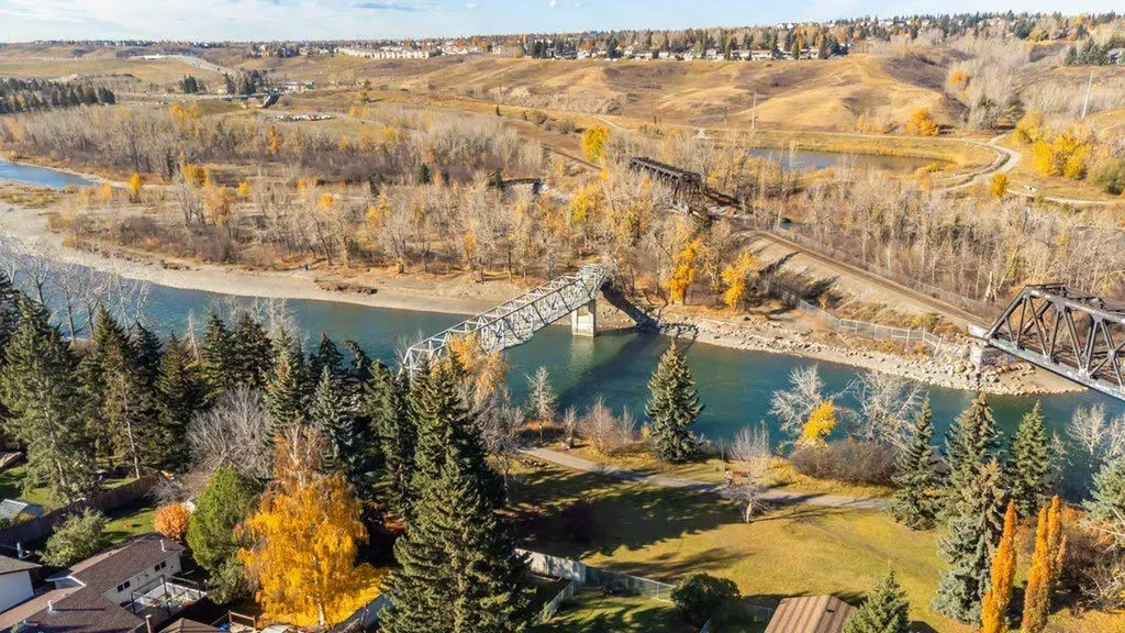 3447 Bonita Crescent NW Calgary AB T3B1N8