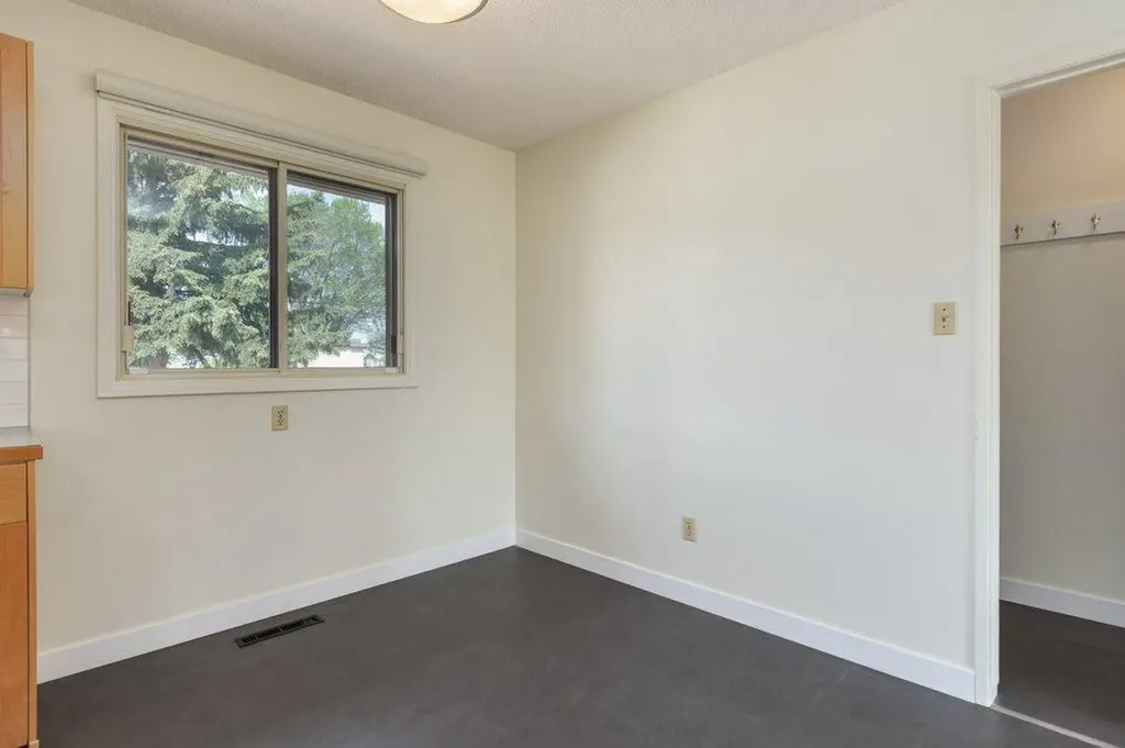 3447 Bonita Crescent NW Calgary AB T3B1N8