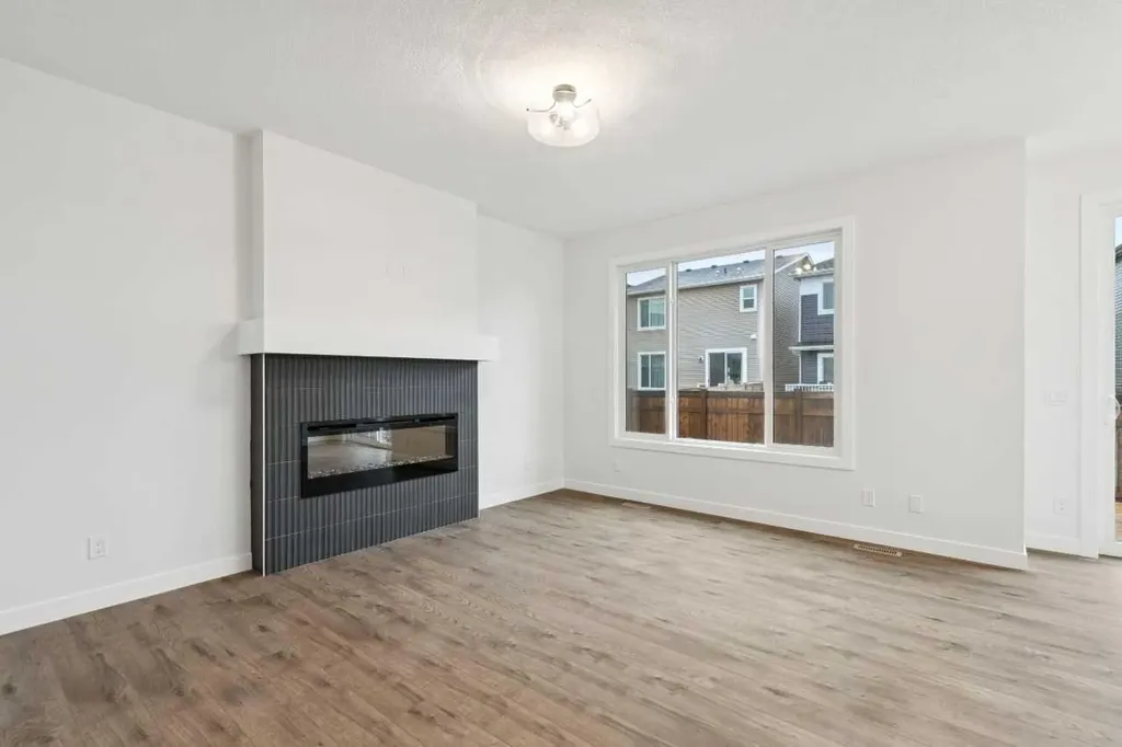 37 Sora Gardens SE Calgary AB T3S0V3