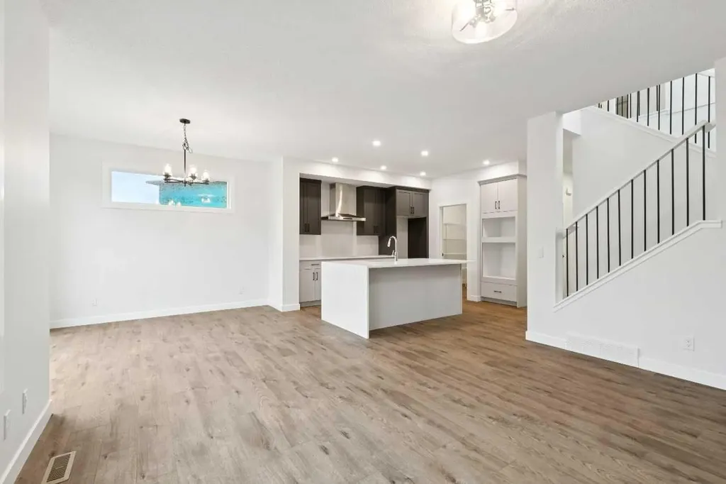 37 Sora Gardens SE Calgary AB T3S0V3