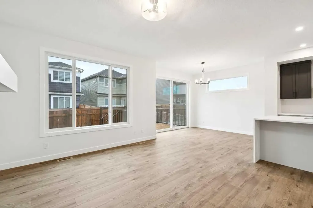 37 Sora Gardens SE Calgary AB T3S0V3