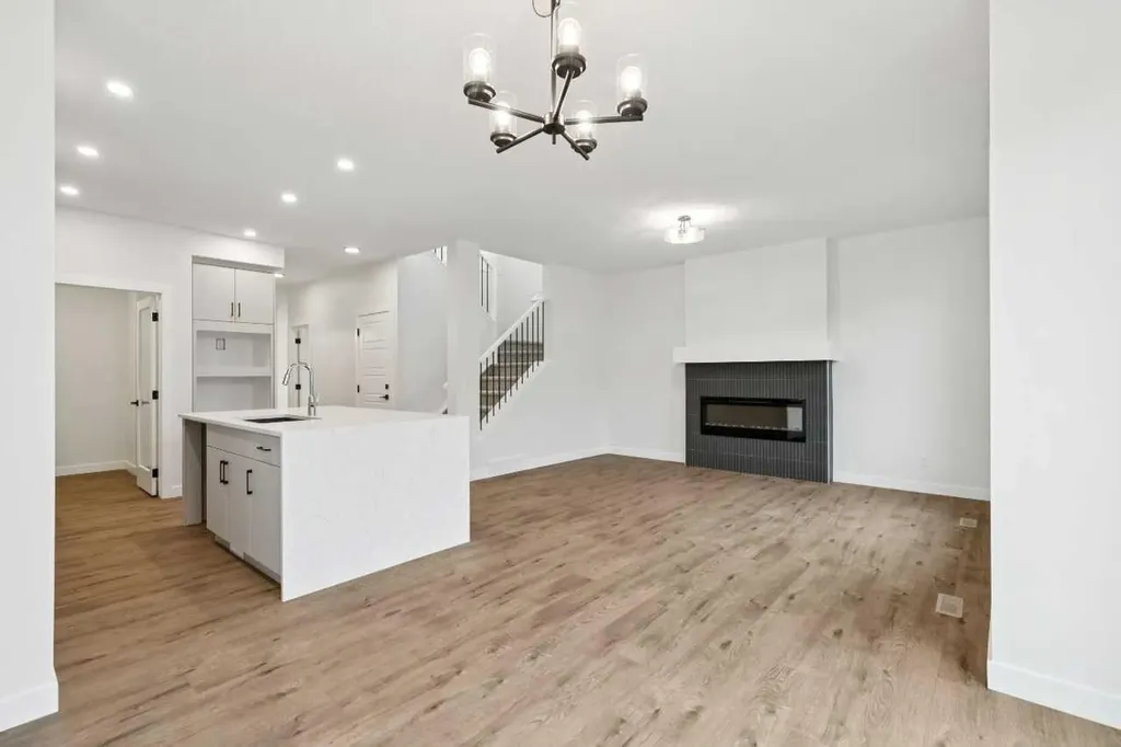 37 Sora Gardens SE Calgary AB T3S0V3