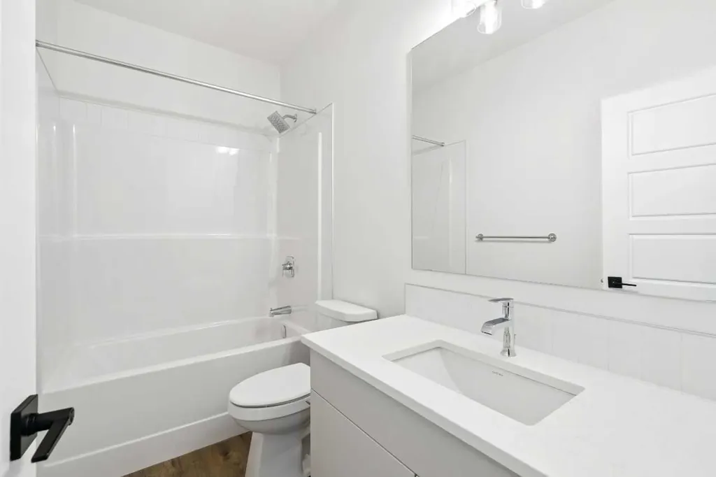 37 Sora Gardens SE Calgary AB T3S0V3
