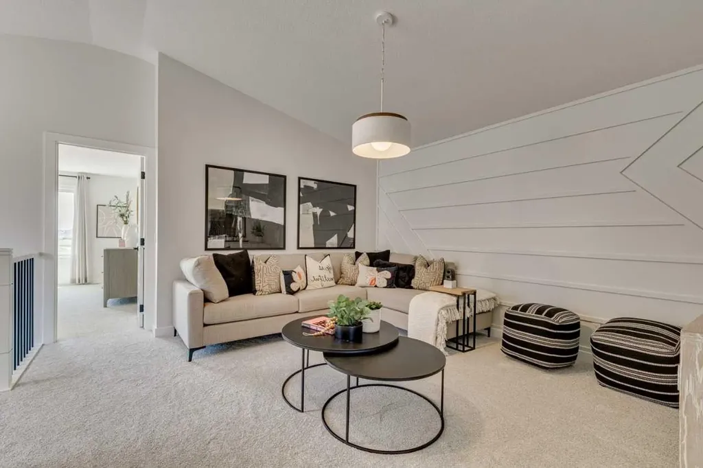 37 Sora Gardens SE Calgary AB T3S0V3