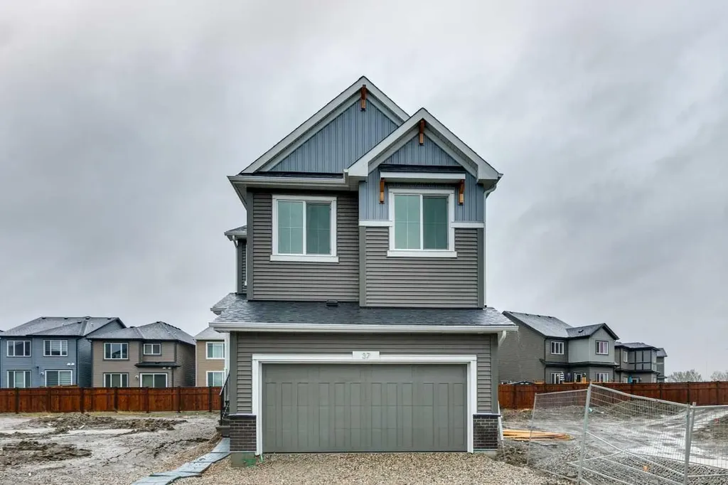 37 Sora Gardens SE Calgary AB T3S0V3