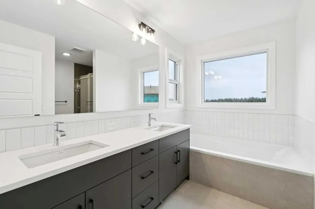 37 Sora Gardens SE Calgary AB T3S0V3