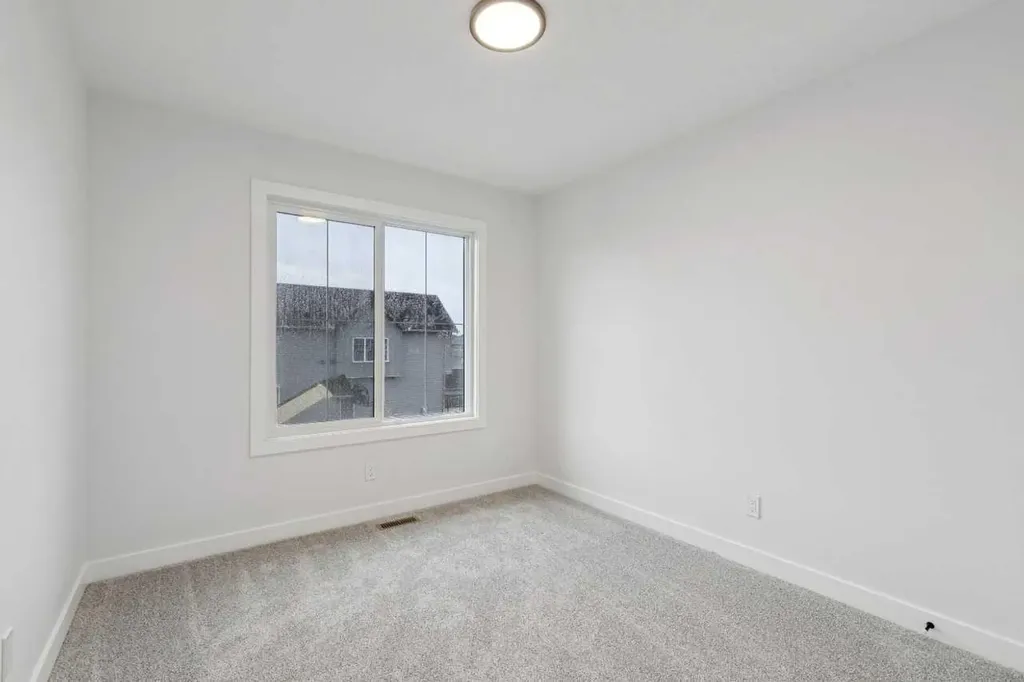 37 Sora Gardens SE Calgary AB T3S0V3