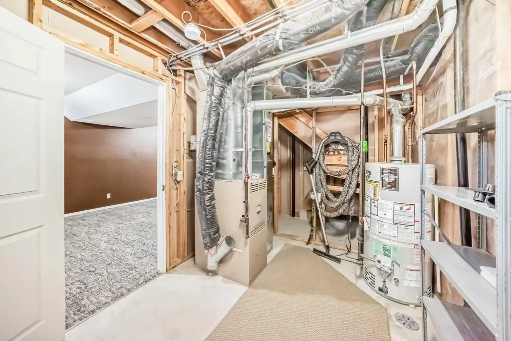 168 Tuscany Valley Drive NW Calgary AB T3L 2C2