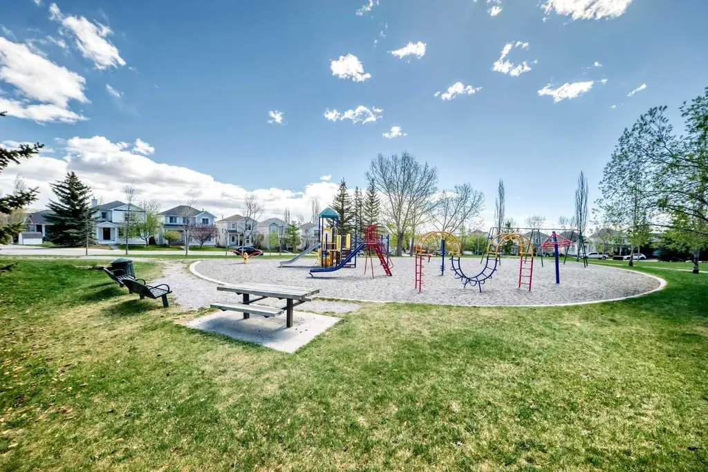 168 Tuscany Valley Drive NW Calgary AB T3L 2C2