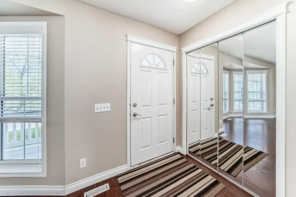 168 Tuscany Valley Drive NW Calgary AB T3L 2C2
