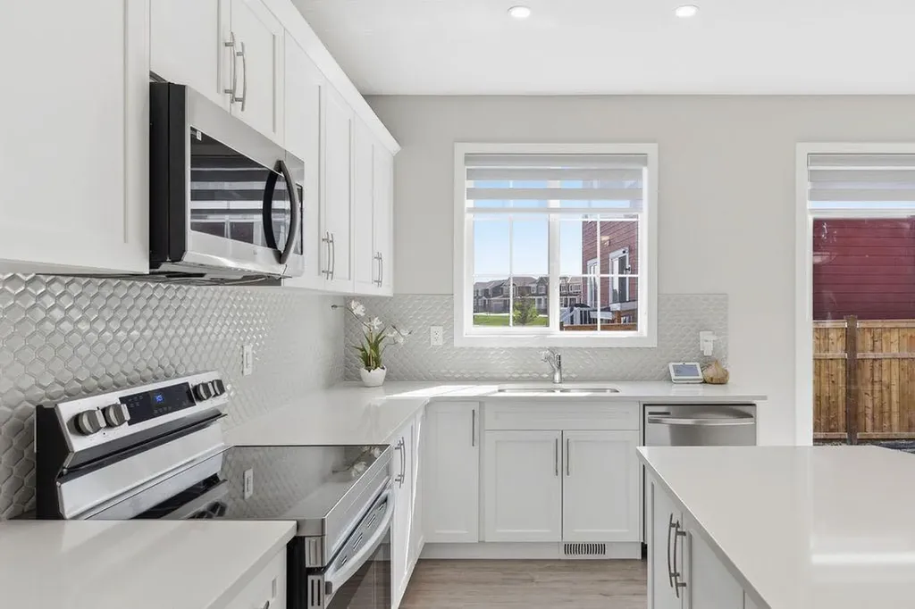 115 Yorkville Road SW Calgary AB T2X5B5