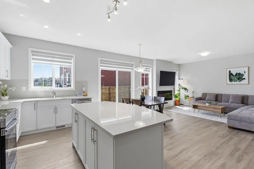 115 Yorkville Road SW Calgary AB T2X5B5