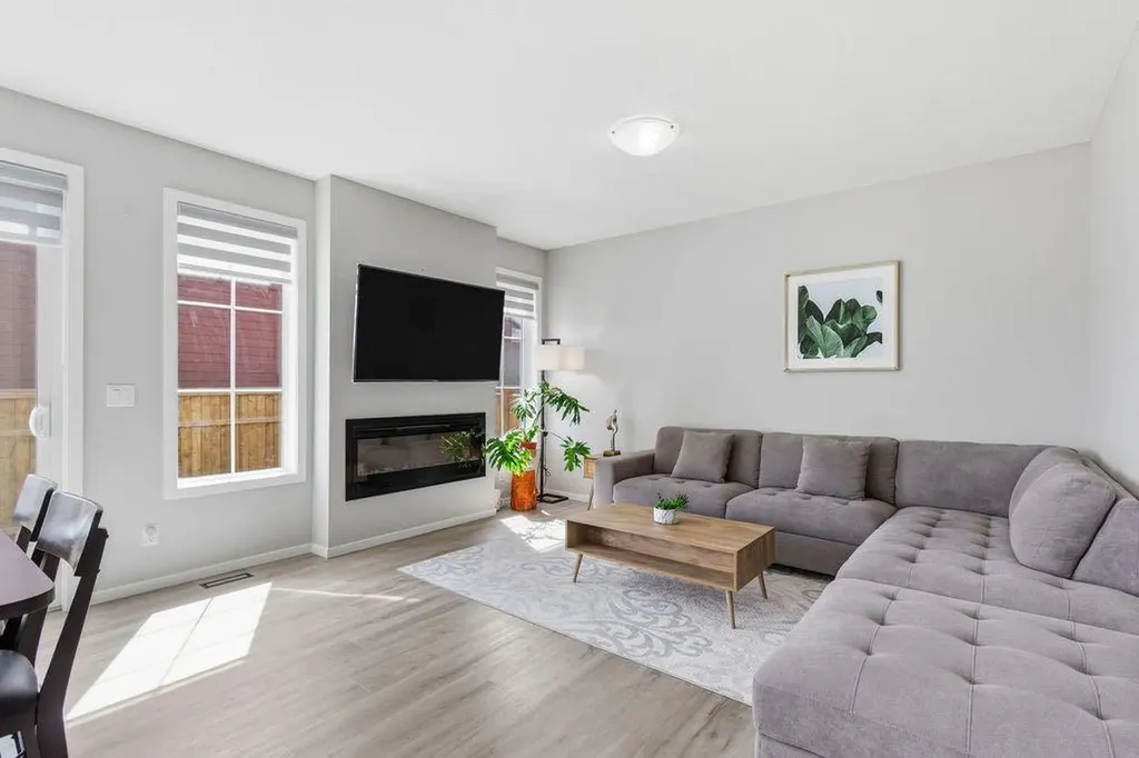 115 Yorkville Road SW Calgary AB T2X5B5